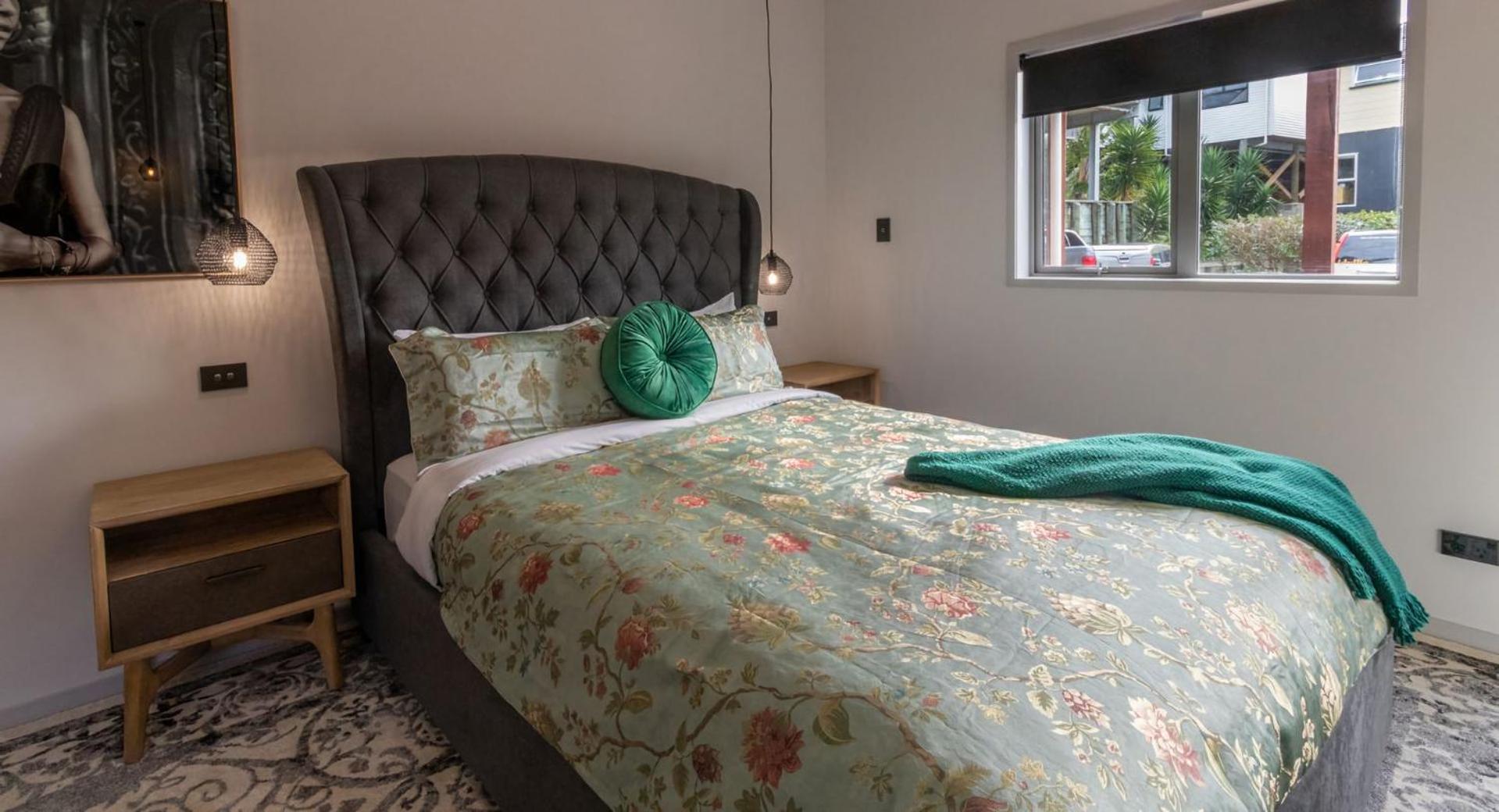 City Living Unit 3 - 5 Min Stroll To Cbd New Plymouth Esterno foto